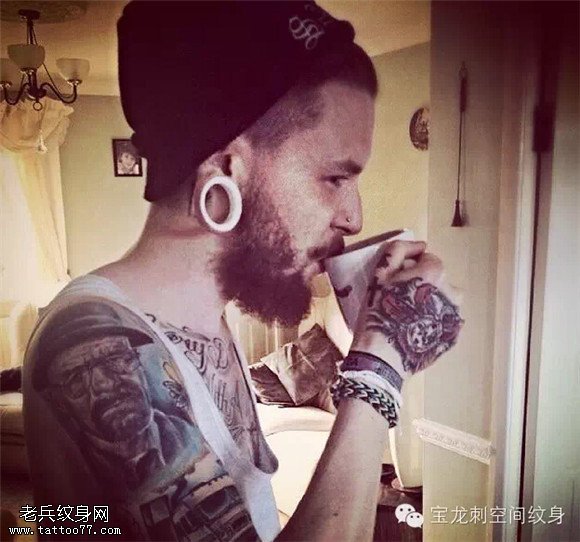 老男人纹身更有味道