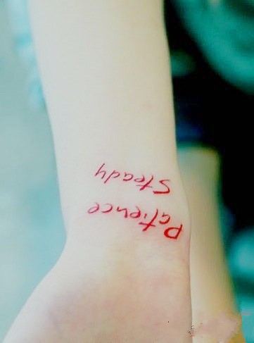 有一种简单好看的纹身叫做小清新纹身