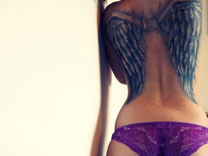 翅膀长在身上带我们翱翔