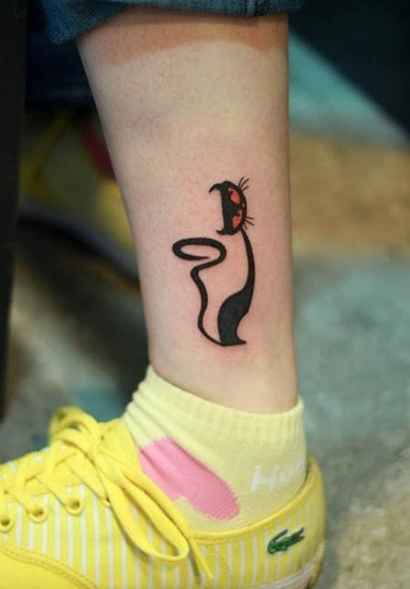 有一种简单好看的纹身叫做小清新纹身