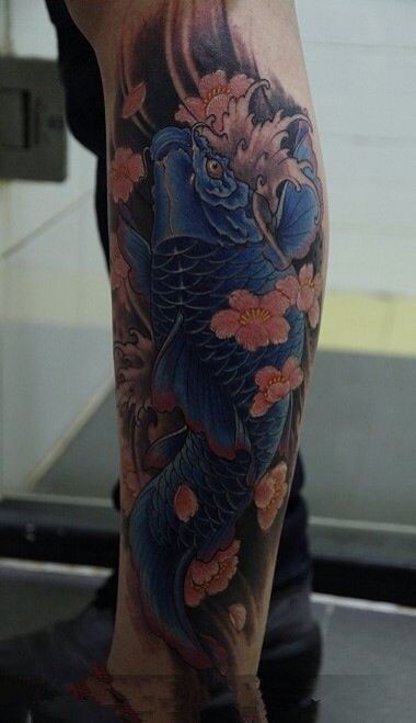 一款时尚帅气的包小腿鲤鱼纹身