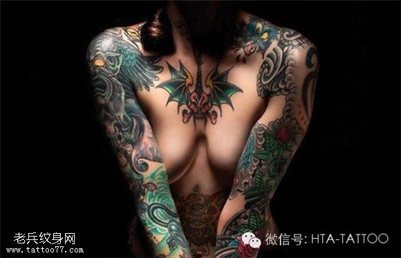 性感的胸VS漂亮的纹身！让你魅力倍增！
