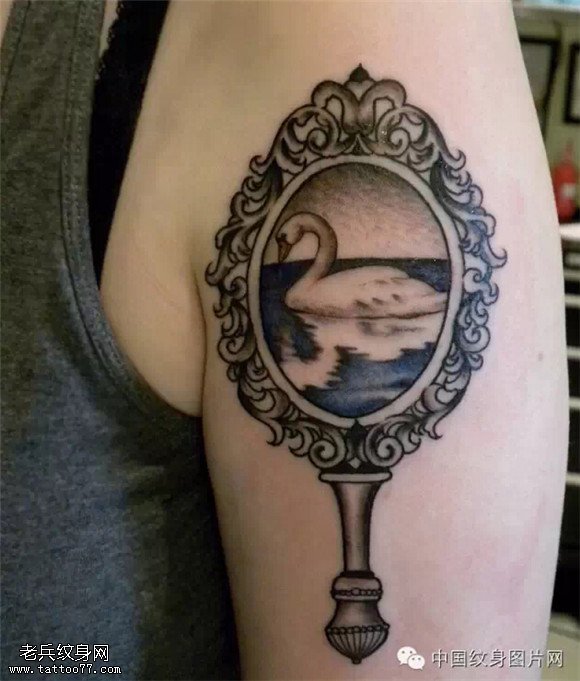 美丽的使者 纯洁的象征之天鹅纹身图案