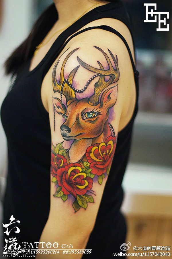 胳膊艳丽大花鹿头纹身图案