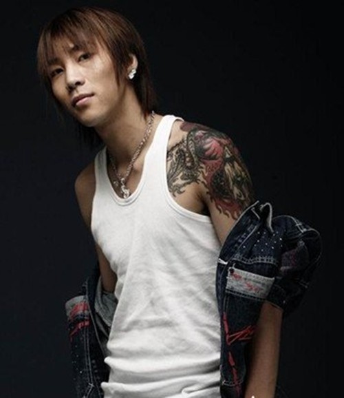 陈旭个性主流纹身