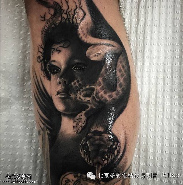 报复女神 — “美杜莎”纹身图案