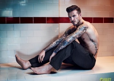 真男人：贝克汉姆的纹身写真