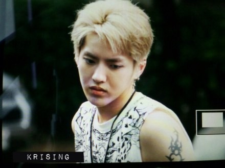 明星吴亦凡的纹身图案