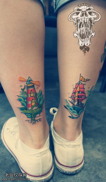腿部彩色帆船灯塔纹身图案