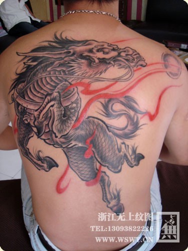 霸气满背纹身-含水墨风
