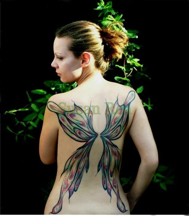 破茧成蝶的疼,疼过变是重生