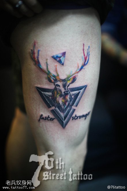 腿部彩色星空羚羊纹身图案