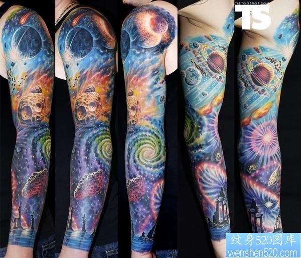 一款星空花臂纹身图案缩略频道推荐图