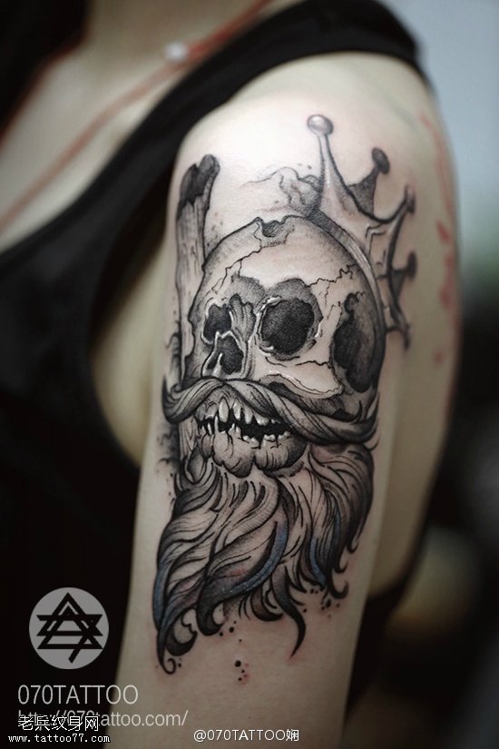 皇冠胡须骨骸骷髅纹身图案