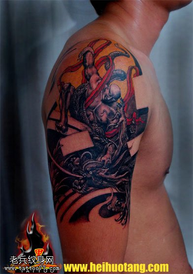 肩部超真实身骑神龙伏龙罗汉纹身图案