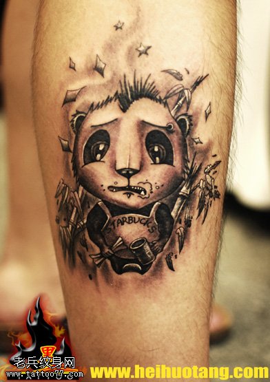 腿部小可爱迷你熊猫纹身图案