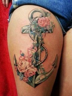 船锚纹身，纹在大腿处，可谓恰当不过了