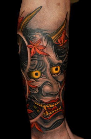 帅气外露的般若刺青