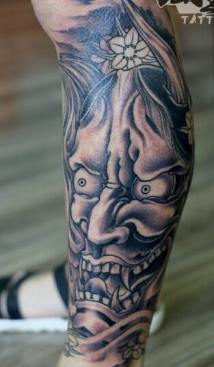 经典帅气的包小腿般若纹身