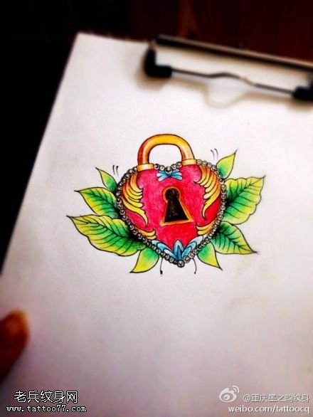 彩色锁纹身手稿图案