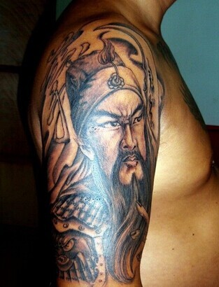 胳膊大气的关公头像刺青