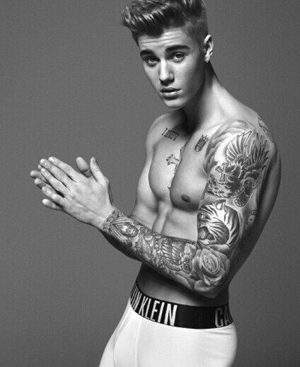 justin bieber成为Calvin klein 最新代言人