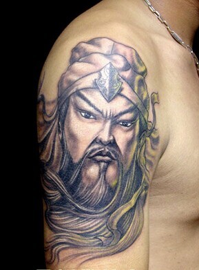 胳膊大气的关公头像刺青