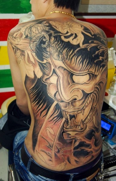 满背大气经典的般若刺青