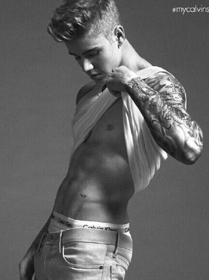 justin bieber成为Calvin klein 最新代言人