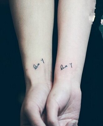 紧握你着手不放