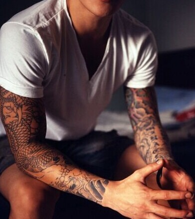 因为爱你 才会在皮肤上留下印记