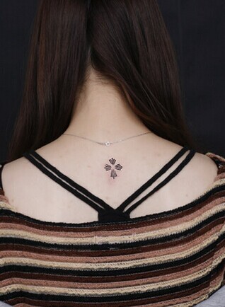 漂亮的小清新图腾刺青