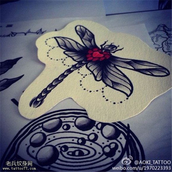 蜻蜓纹身手稿图案