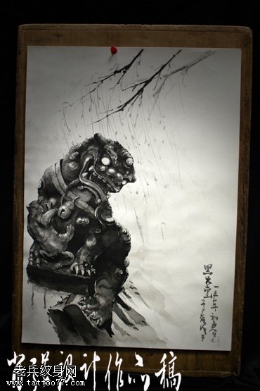 庄严肃穆唐朝石狮