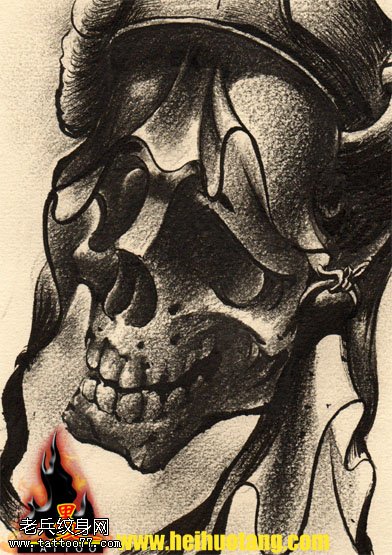 白骨化烟烟做云骷髅纹身图案