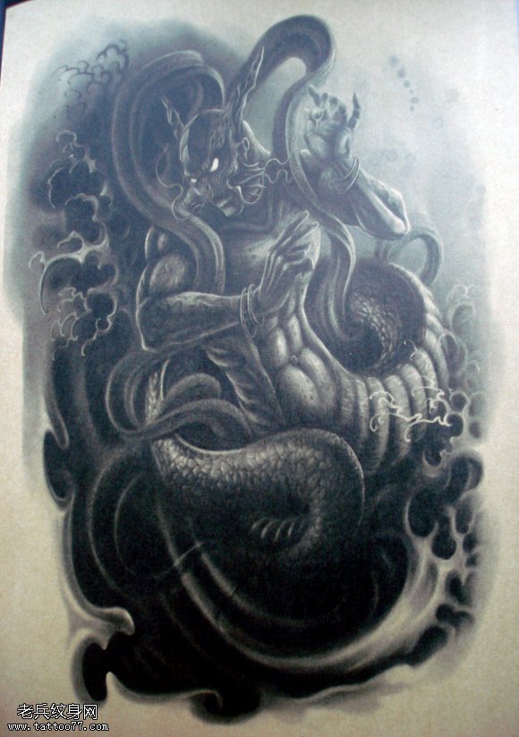 一款海神纹身图案