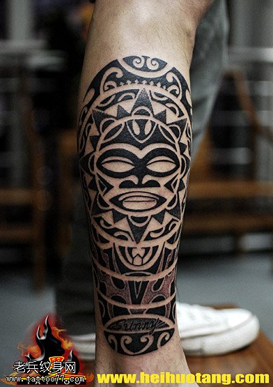 推荐腿部波西米亚纹纹身图案