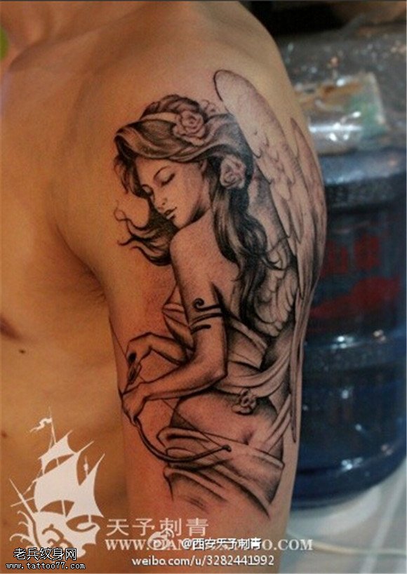 手臂天使女郎纹身图案