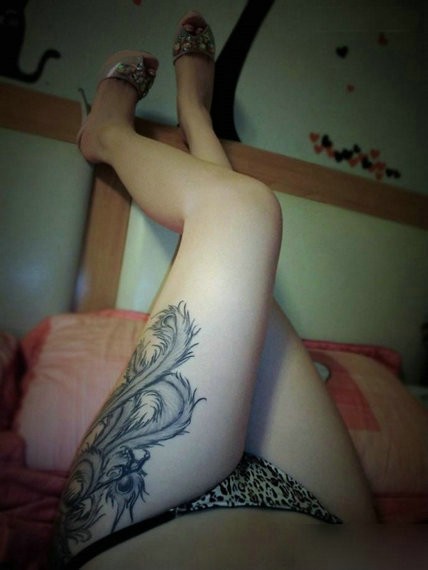 大胸美女VivianLin林静文的纹身写真