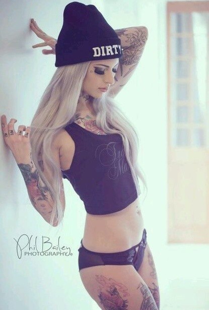 很庆幸遇到你 在最美的花季