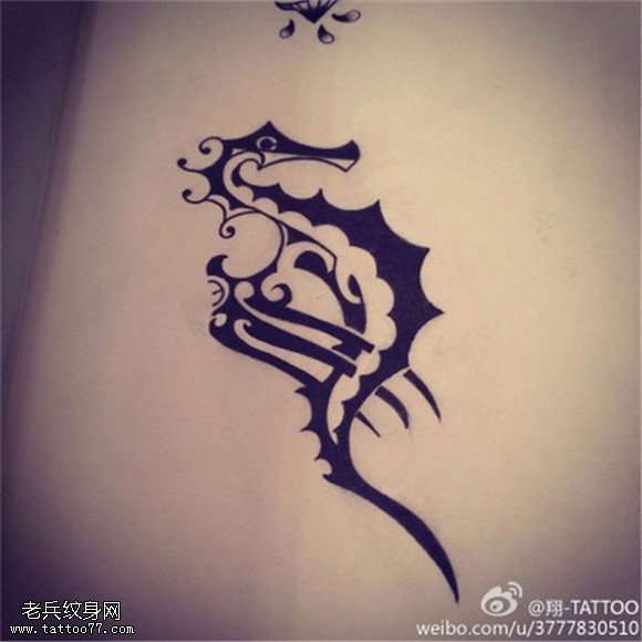 图腾海马纹身图案