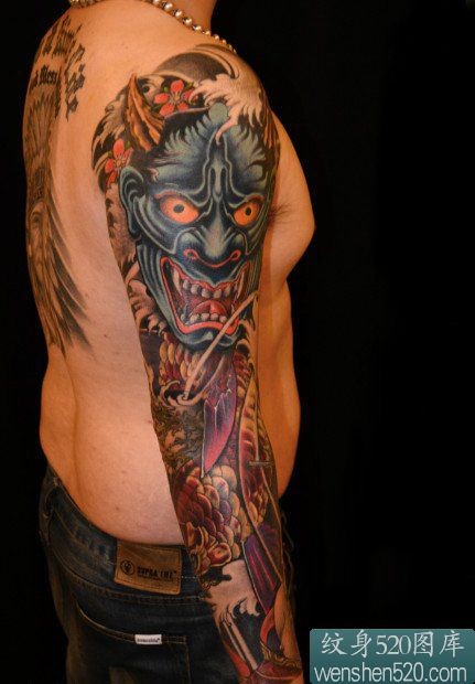 传统彩色花臂般若莲花鲤鱼纹身图案