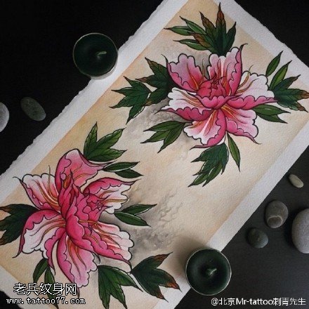 手稿彩绘的牡丹纹身图案
