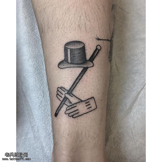 小腿的魔术师纹身图案
