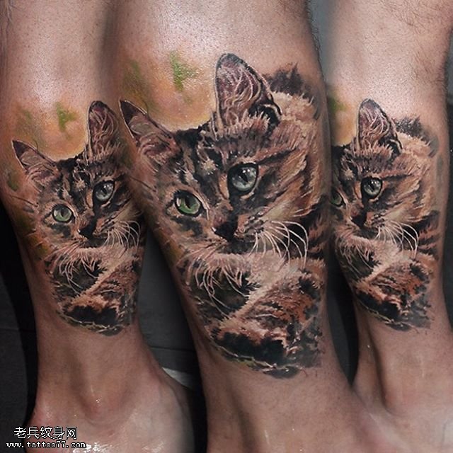 腿部的小猫咪纹身图案