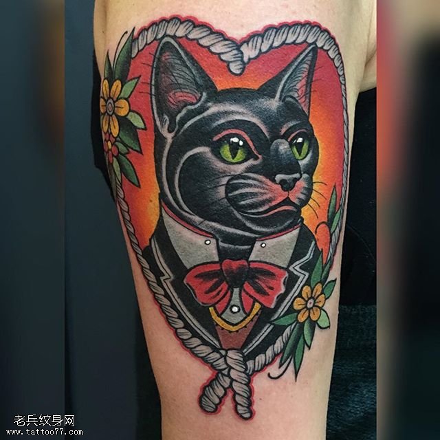 胳膊上的喵星人纹身图案