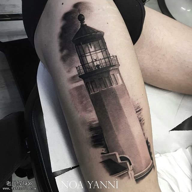 腿部黑灰灯塔纹身图案