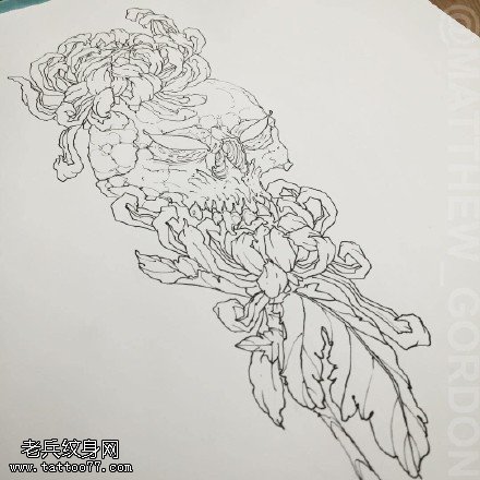 简单素描菊花纹身图案