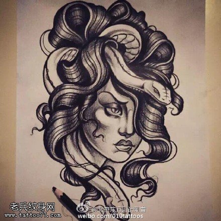 蛇发魔女纹身图案