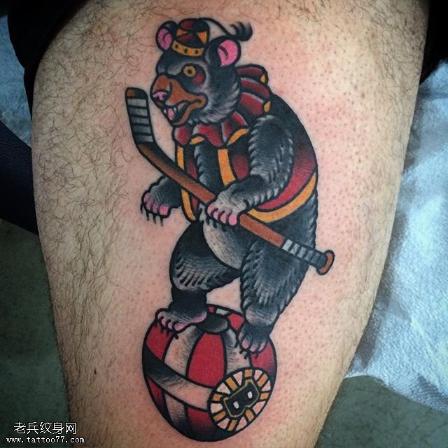 大腿的小熊纹身图案